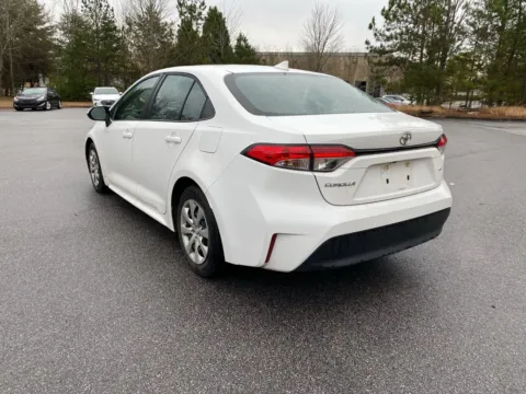More photos of 2023 Toyota Corolla LE at ALM Hyundai West, GA