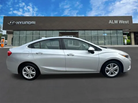 More photos of 2016 Chevrolet Cruze LT at ALM Hyundai West, GA
