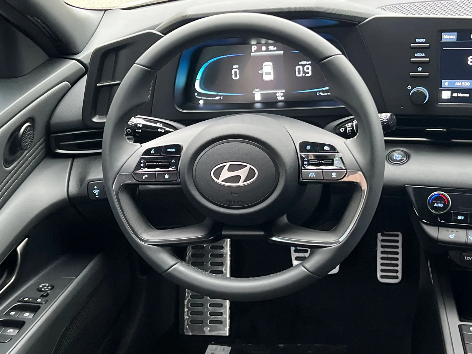 2026 Hyundai Elantra SEL - Photo 17