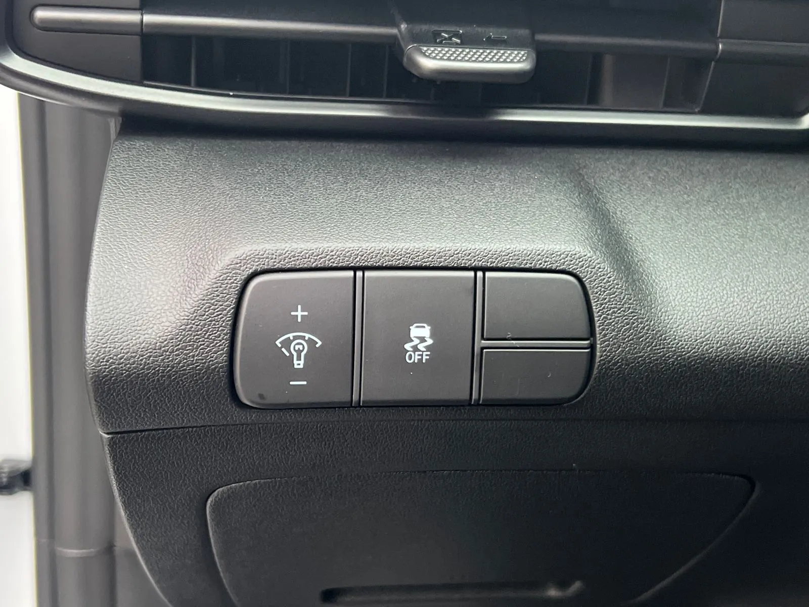 2026 Hyundai Elantra SEL - Photo 21