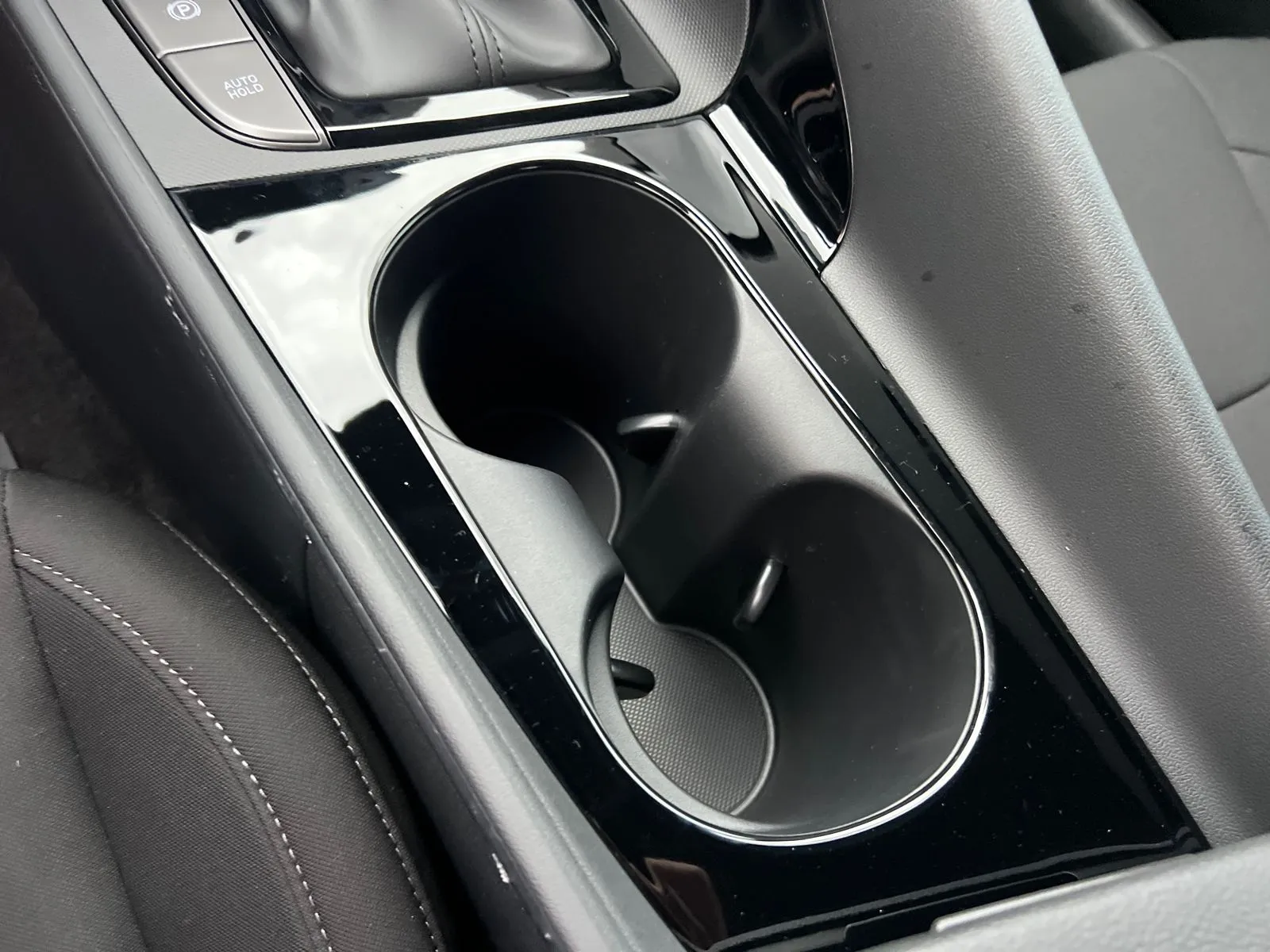 2026 Hyundai Elantra SEL - Photo 27