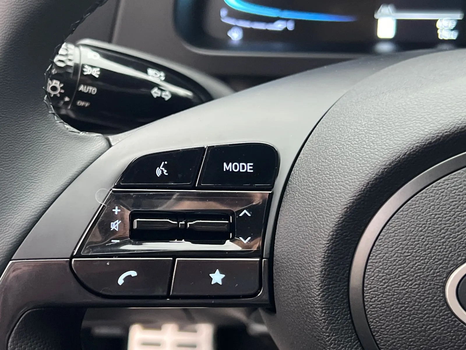 2026 Hyundai Elantra SEL - Photo 18