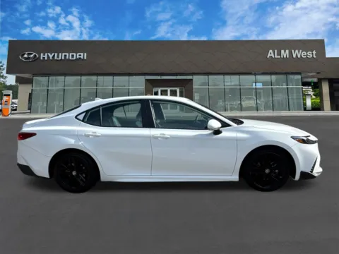 More photos of 2025 Toyota Camry SE at ALM Hyundai West, GA