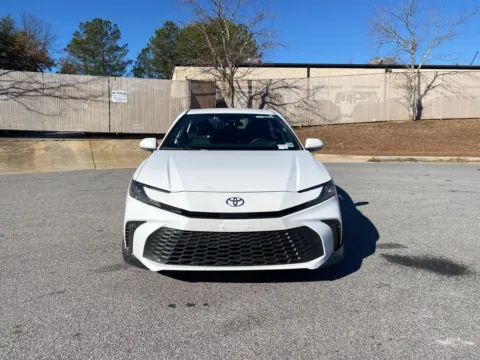 White 2025 Toyota Camry SE for sale in Lithia Springs, GA