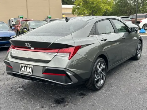 More photos of 2025 Hyundai Elantra SEL Convenience at ALM Hyundai West, GA