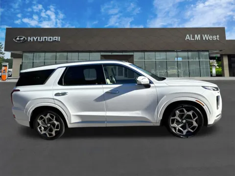 More photos of 2021 Hyundai Palisade Calligraphy at ALM Hyundai West, GA
