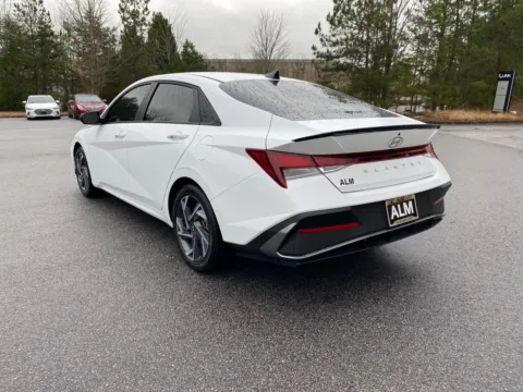 More photos of 2025 Hyundai Elantra SEL Sport at ALM Hyundai West, GA