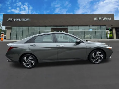 More photos of 2025 Hyundai Elantra SEL Sport at ALM Hyundai West, GA