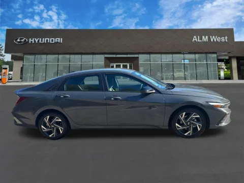 More photos of 2025 Hyundai Elantra SEL Sport at ALM Hyundai West, GA