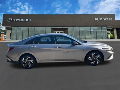 More photos of 2025 Hyundai Elantra SEL Sport at ALM Hyundai West, GA