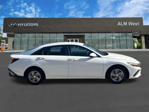 More photos of 2025 Hyundai Elantra SE at ALM Hyundai West, GA