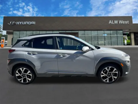 More photos of 2022 Hyundai Kona Limited at ALM Hyundai West, GA