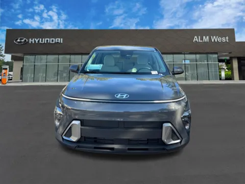 Photos of 2026 Hyundai Kona SE for sale in Lithia Springs, GA at ALM Hyundai West