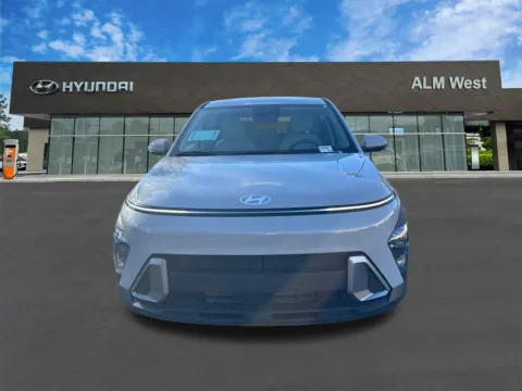 Photos of 2026 Hyundai Kona SE for sale in Lithia Springs, GA at ALM Hyundai West