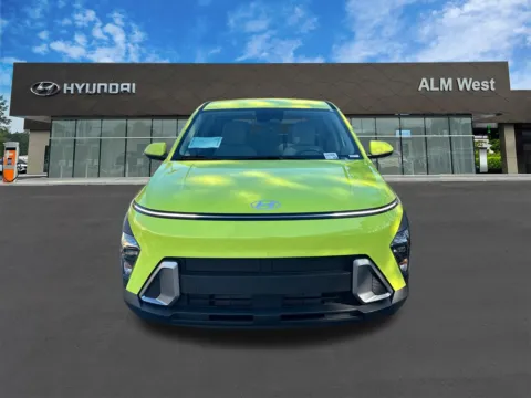 Photos of 2026 Hyundai Kona SE for sale in Lithia Springs, GA at ALM Hyundai West