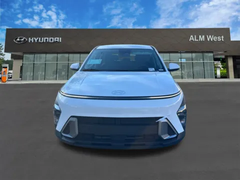 Photos of 2026 Hyundai Kona SE for sale in Lithia Springs, GA at ALM Hyundai West