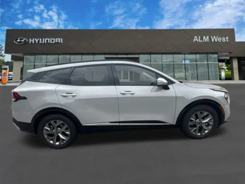 More photos of 2023 Kia Sportage SX at ALM Hyundai West, GA