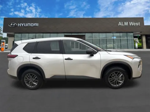 More photos of 2024 Nissan Rogue S at ALM Hyundai West, GA