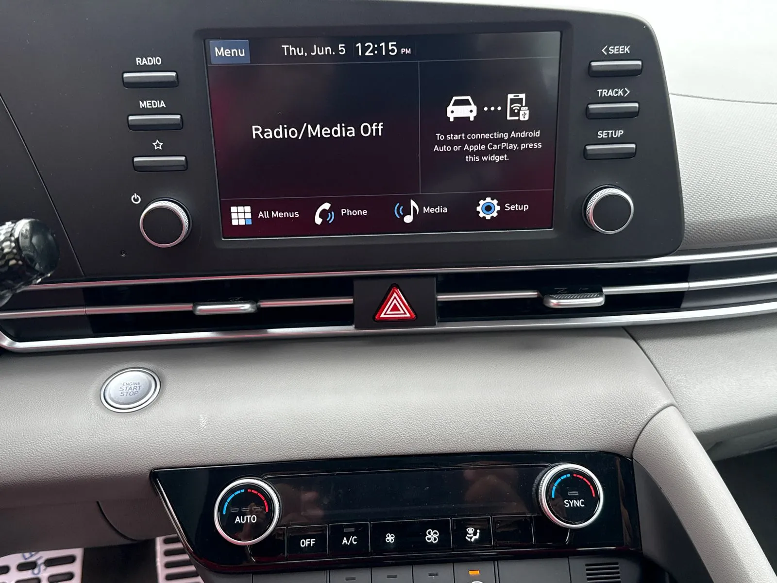 2025 Hyundai Elantra SEL - Photo 27