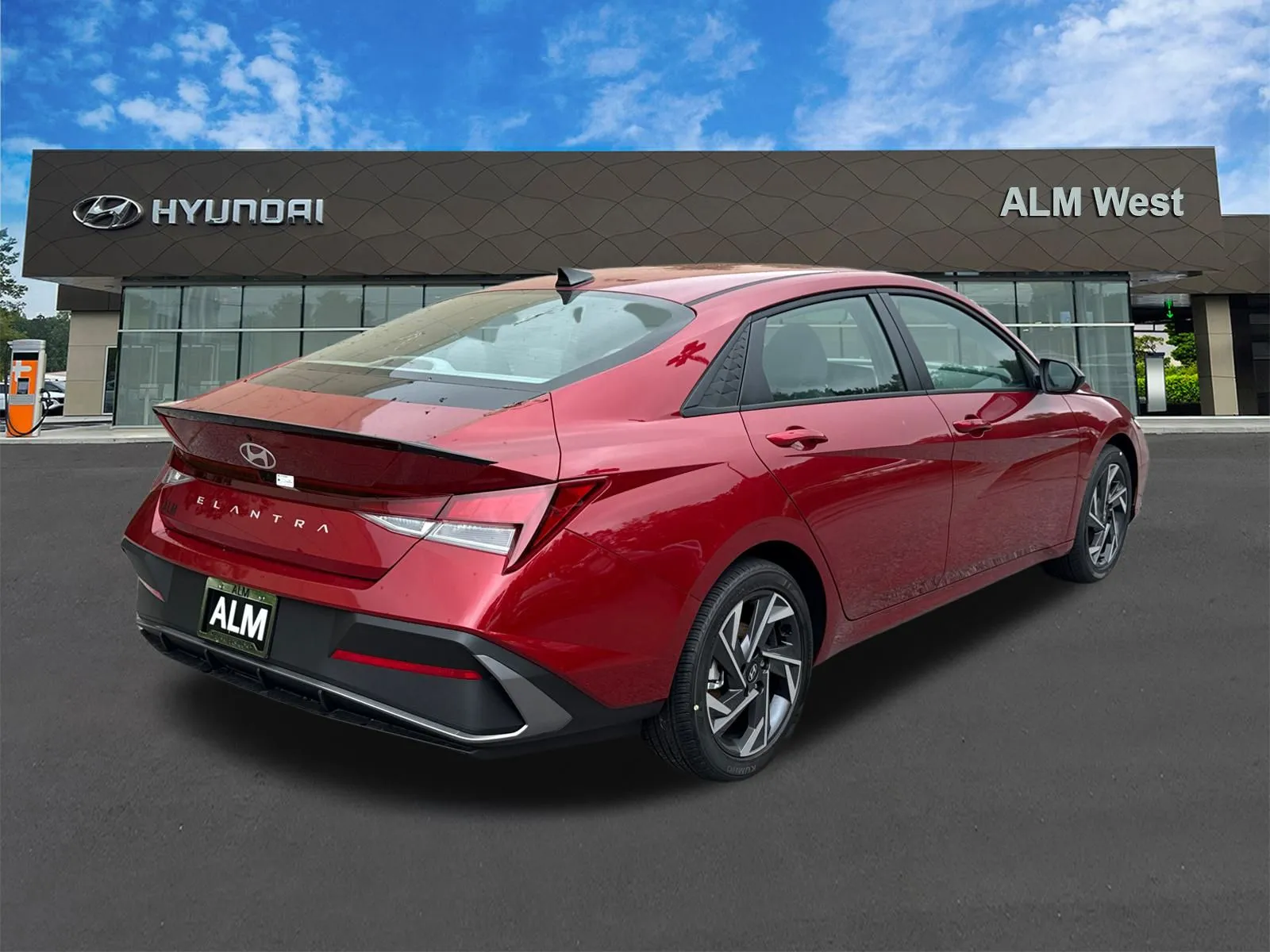 2025 Hyundai Elantra SEL - Photo 5