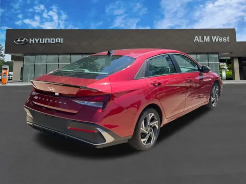 More photos of 2025 Hyundai Elantra SEL Sport at ALM Hyundai West, GA