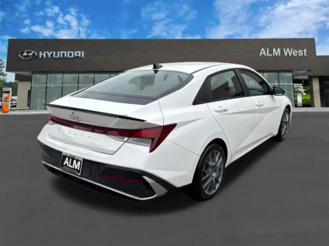 More photos of 2025 Hyundai Elantra SEL Sport at ALM Hyundai West, GA