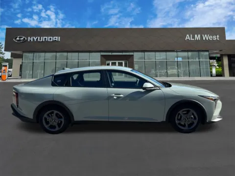 More photos of 2025 Kia K4 LXS at ALM Hyundai West, GA