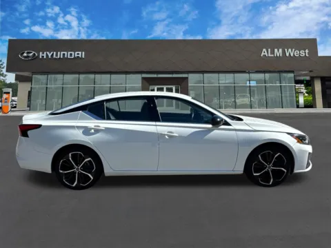 More photos of 2025 Nissan Altima 2.5 SR at ALM Hyundai West, GA