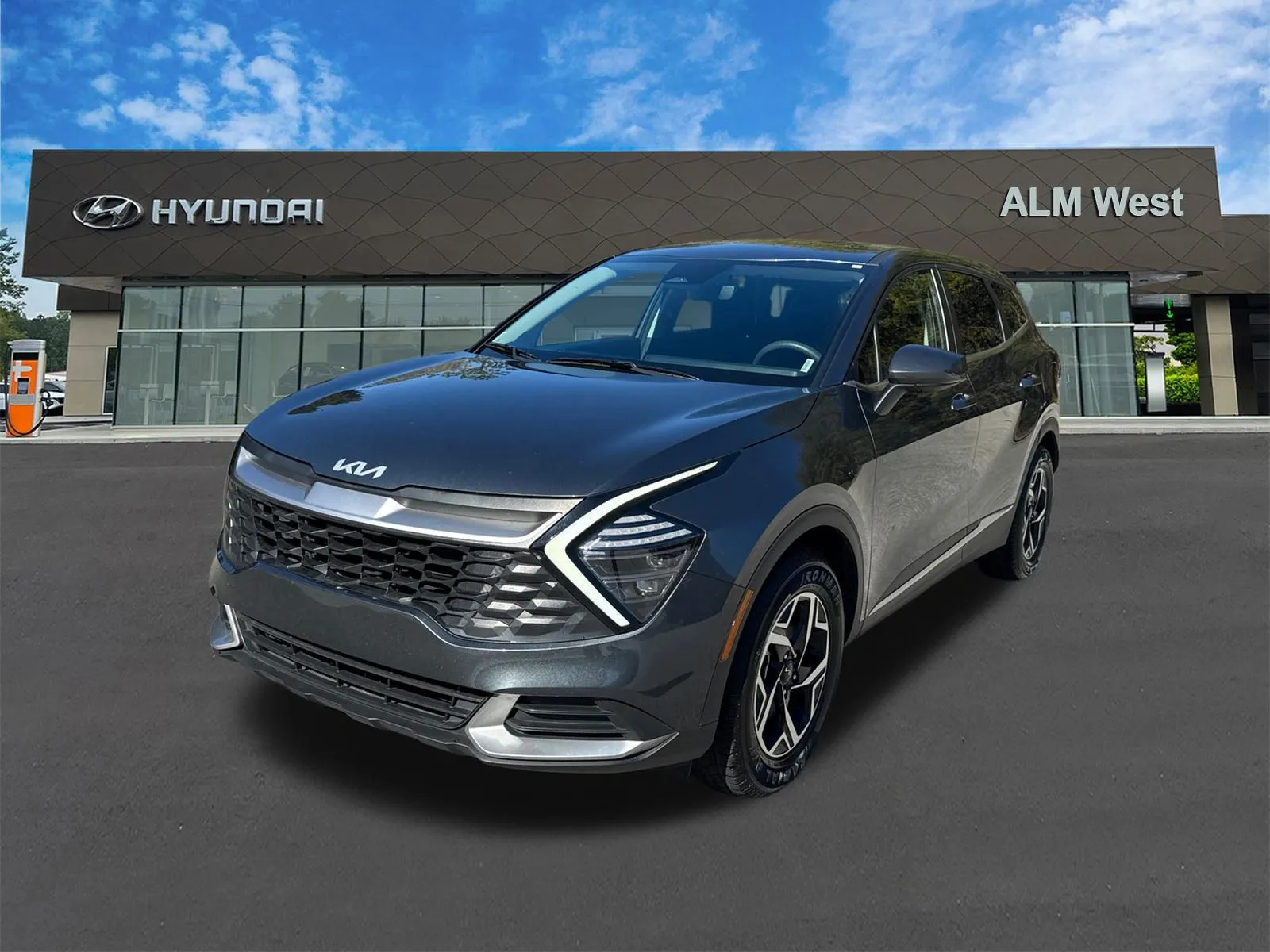 Gray 2024 Kia Sportage LX for sale in Lithia Springs, GA