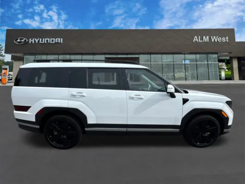 More photos of 2025 Hyundai Santa Fe Hybrid Limited at ALM Hyundai West, GA