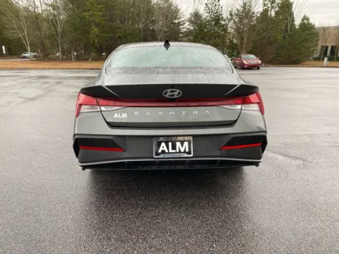 More photos of 2025 Hyundai Elantra SE at ALM Hyundai West, GA