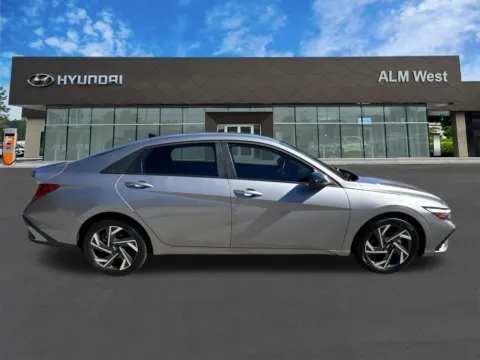 More photos of 2025 Hyundai Elantra SEL Sport at ALM Hyundai West, GA