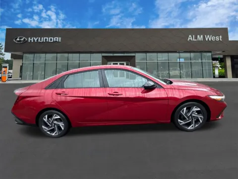 More photos of 2025 Hyundai Elantra SEL Sport at ALM Hyundai West, GA