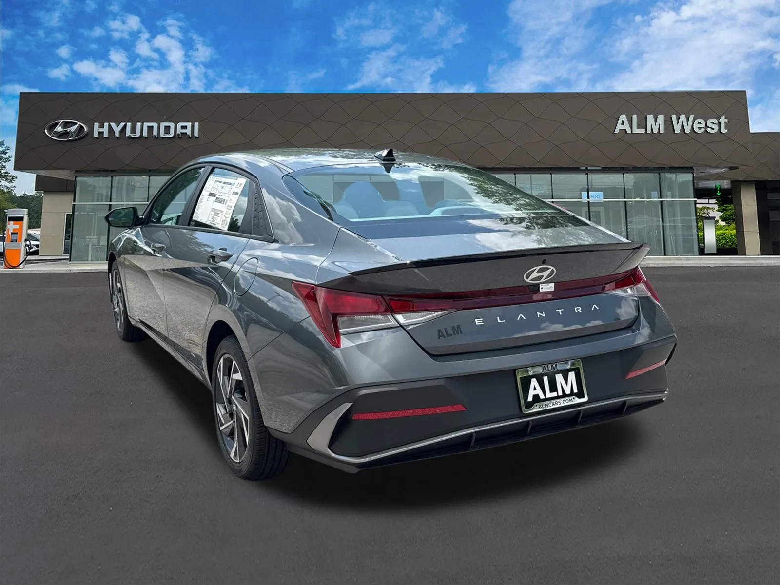 2025 Hyundai Elantra SEL - Photo 7