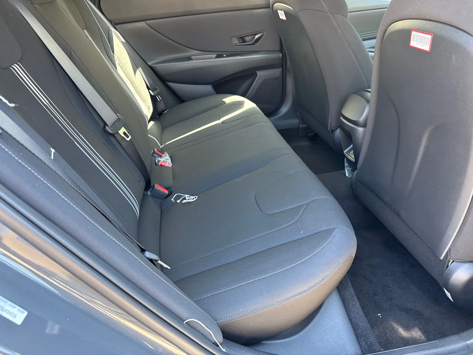 2025 Hyundai Elantra SEL - Photo 15