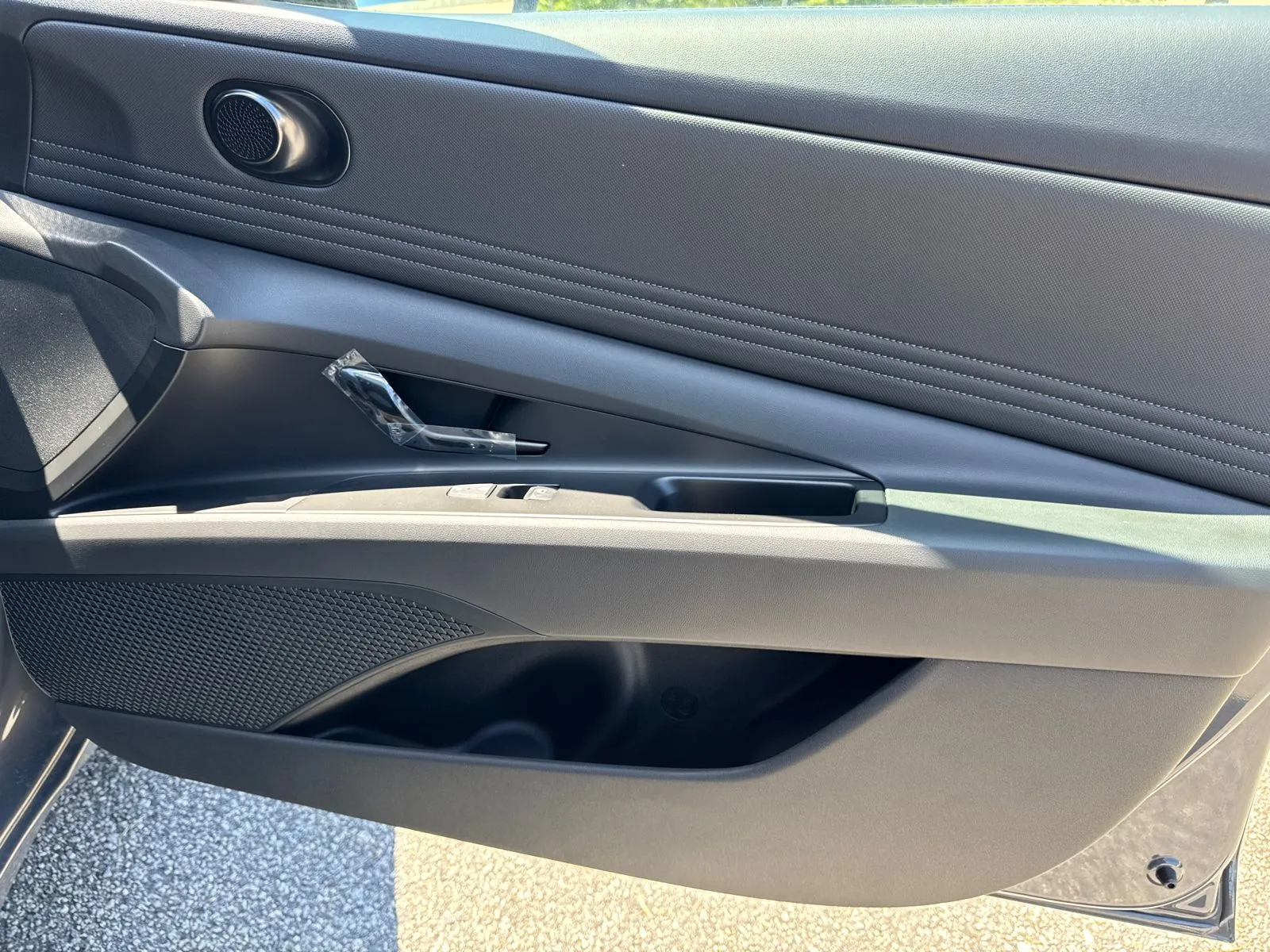 2025 Hyundai Elantra SEL - Photo 14