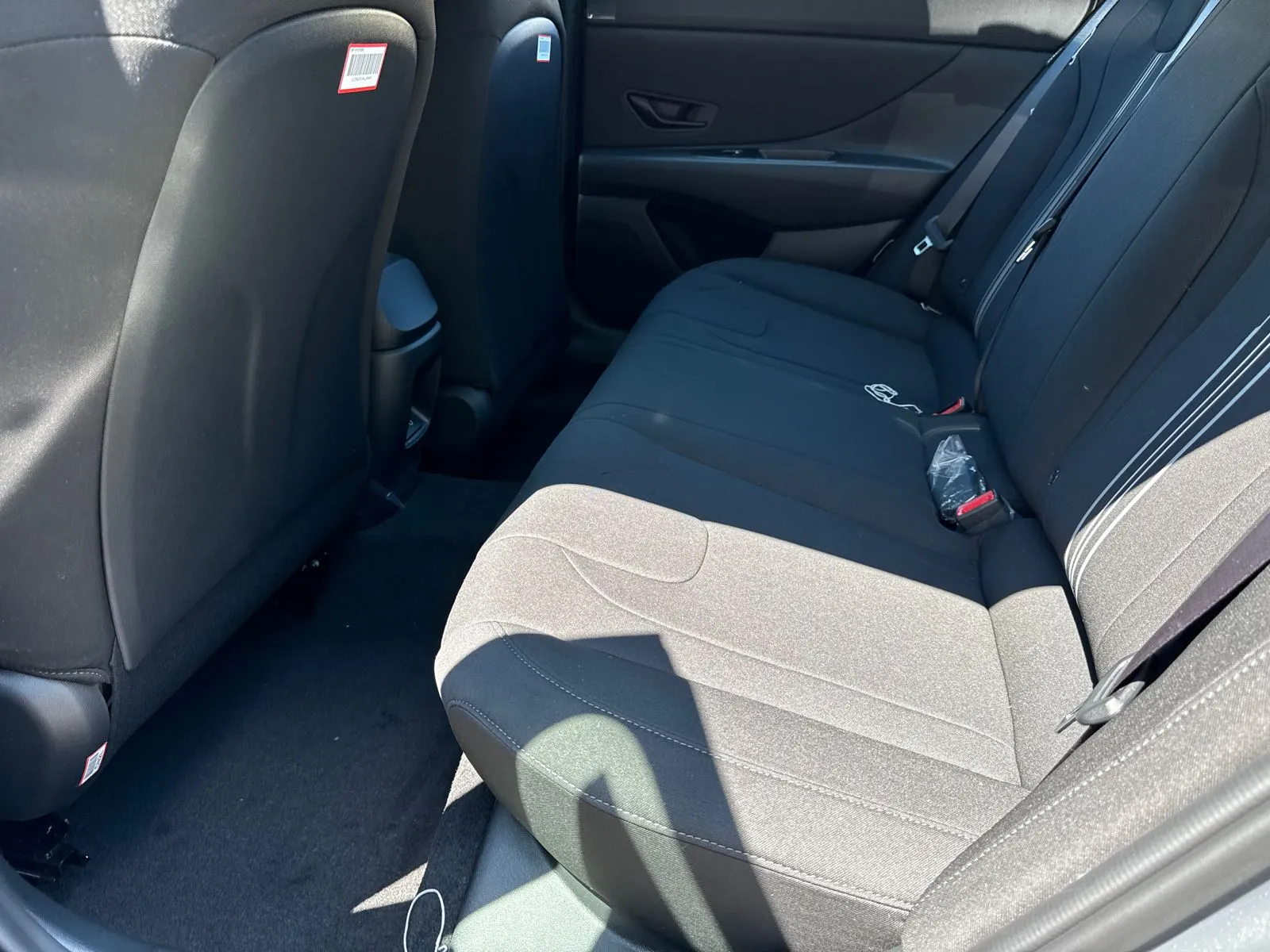 2025 Hyundai Elantra SEL - Photo 20