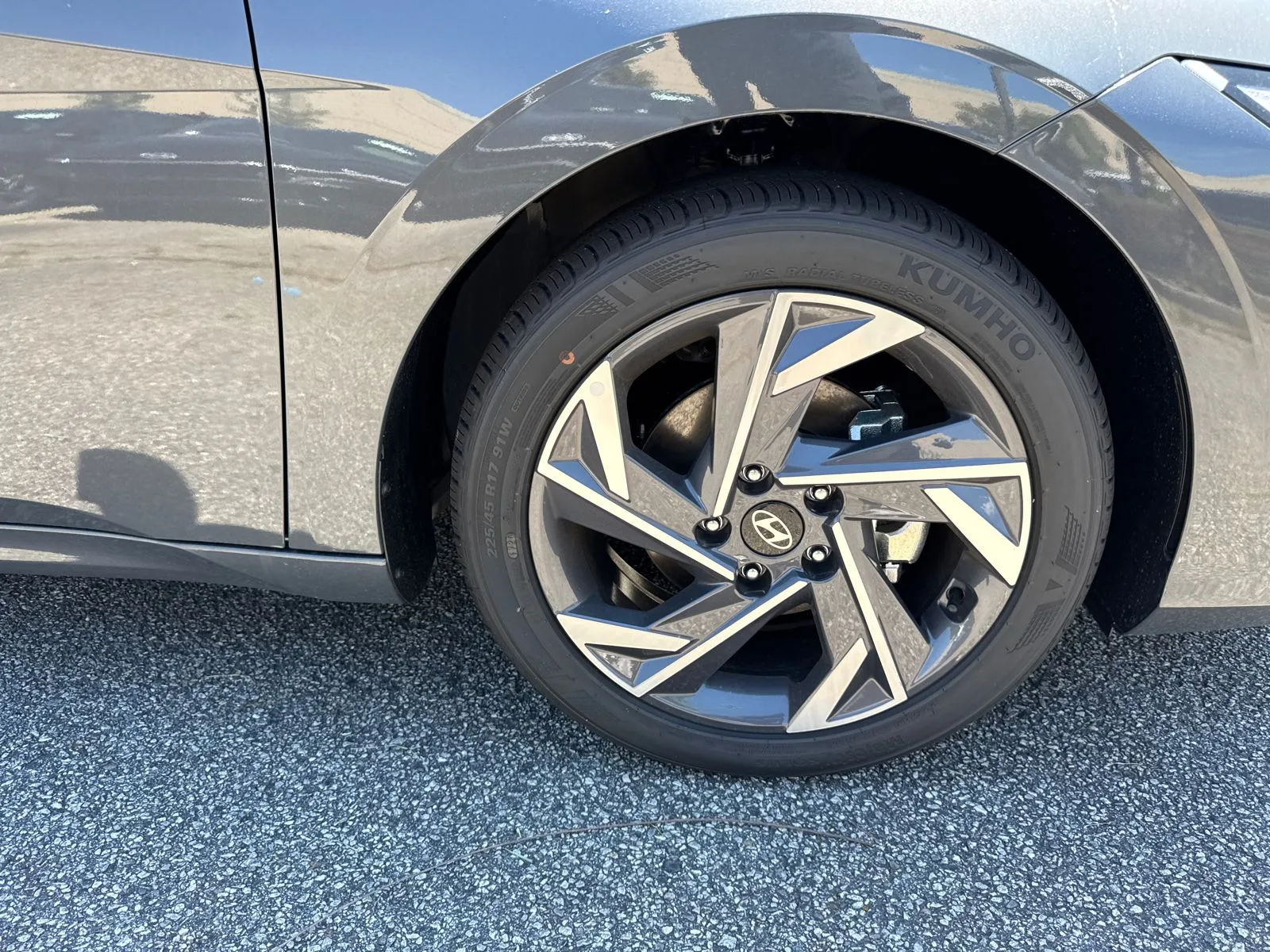 2025 Hyundai Elantra SEL - Photo 12