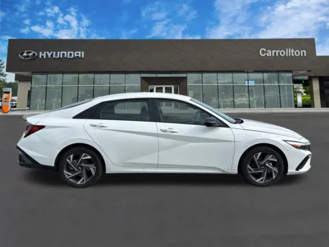 More photos of 2025 Hyundai Elantra SEL Sport at ALM Hyundai West, GA