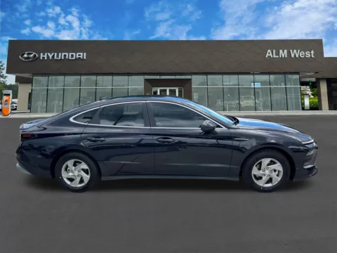 More photos of 2025 Hyundai Sonata SE at ALM Hyundai West, GA
