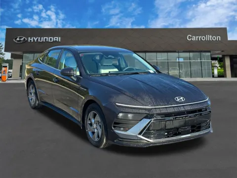 Another view of 2025 Hyundai Sonata SE for sale in Lithia Springs, GA at ALM Hyundai West