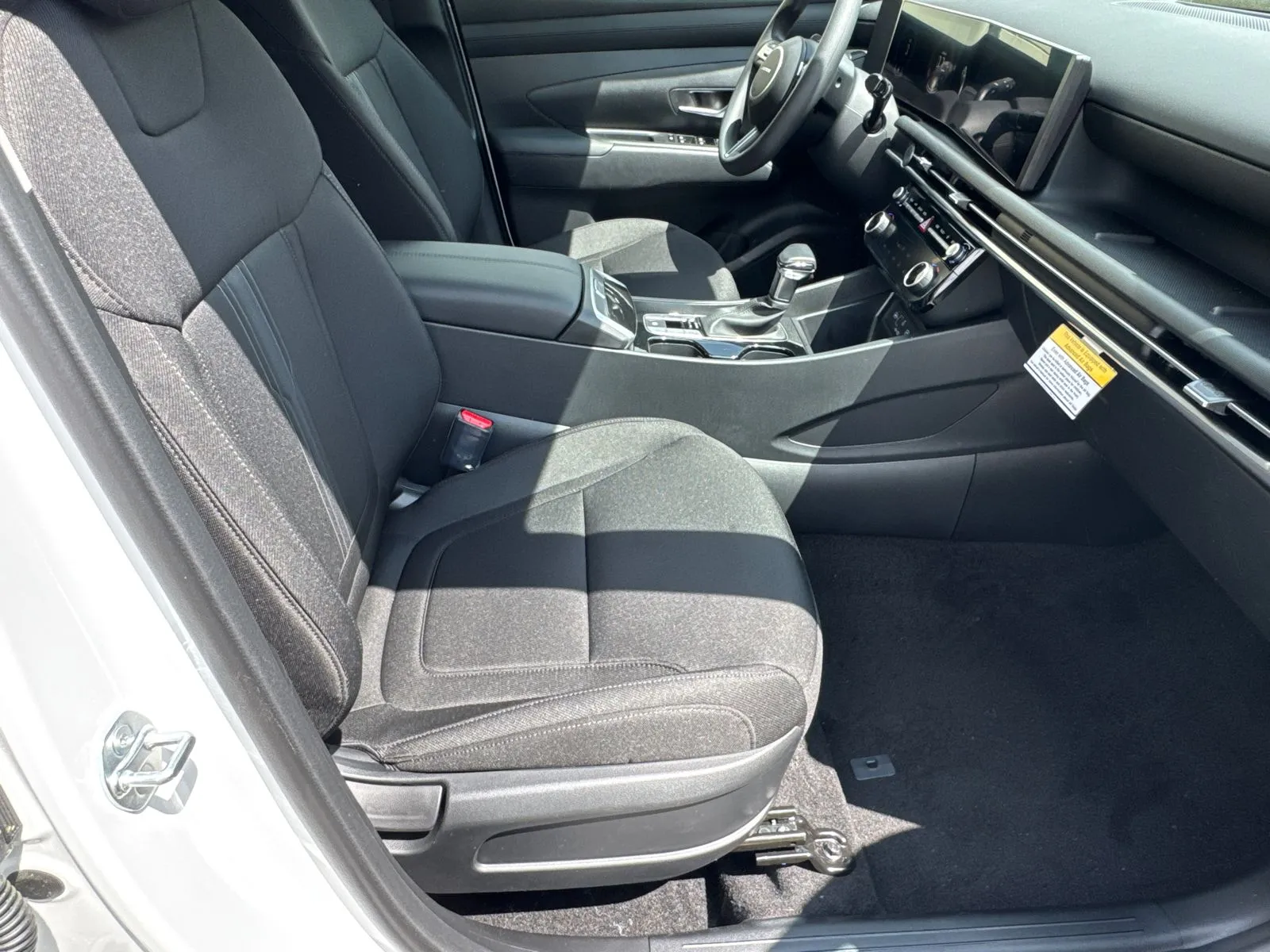 2025 Hyundai Tucson SEL - Photo 13