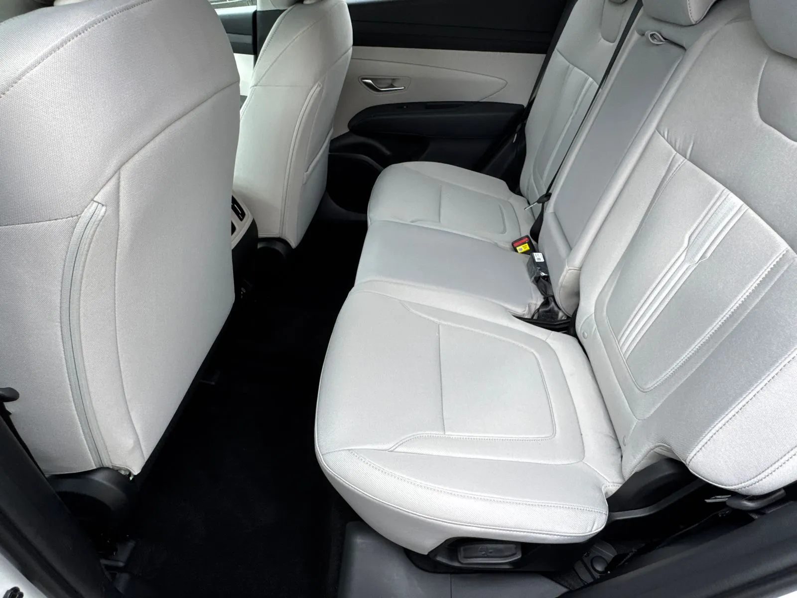 2025 Hyundai Tucson SEL - Photo 21