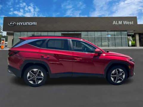More photos of 2025 Hyundai Tucson SEL at ALM Hyundai West, GA