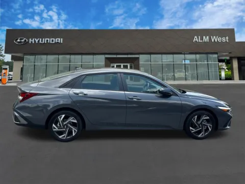 More photos of 2025 Hyundai Elantra SEL Sport at ALM Hyundai West, GA