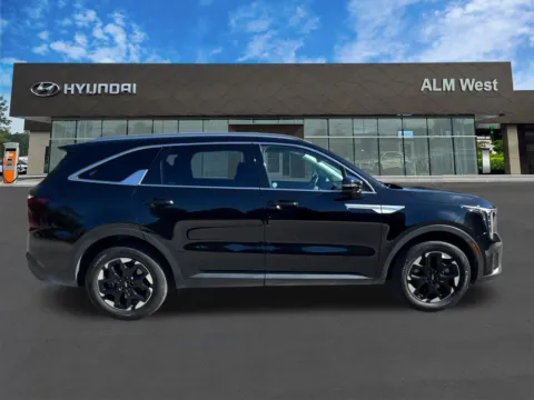 More photos of 2024 Kia Sorento S at ALM Hyundai West, GA