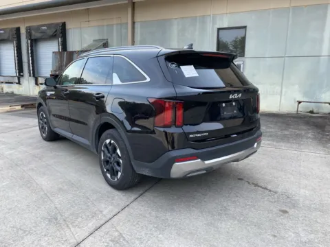 More photos of 2024 Kia Sorento S at ALM Hyundai West, GA