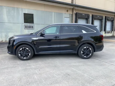 Another view of 2024 Kia Sorento S for sale in Lithia Springs, GA at ALM Hyundai West
