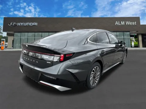 More photos of 2026 Hyundai Sonata Hybrid SEL at ALM Hyundai West, GA