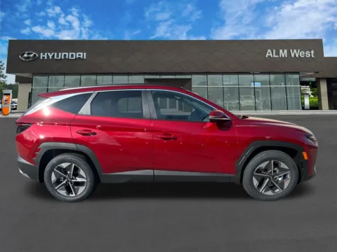 More photos of 2026 Hyundai Tucson SEL Premium at ALM Hyundai West, GA